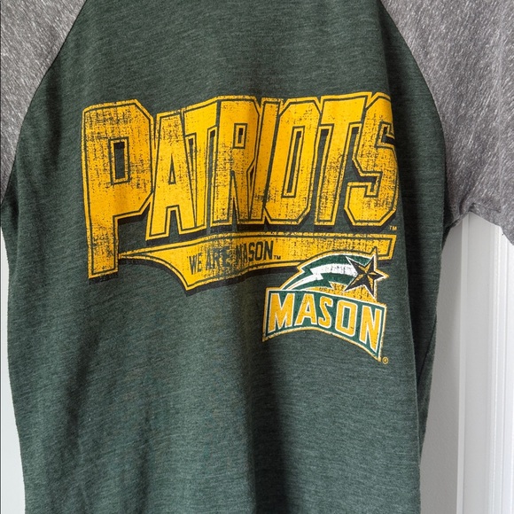 EUC. George Mason University T Shirts - Picture 2 of 6